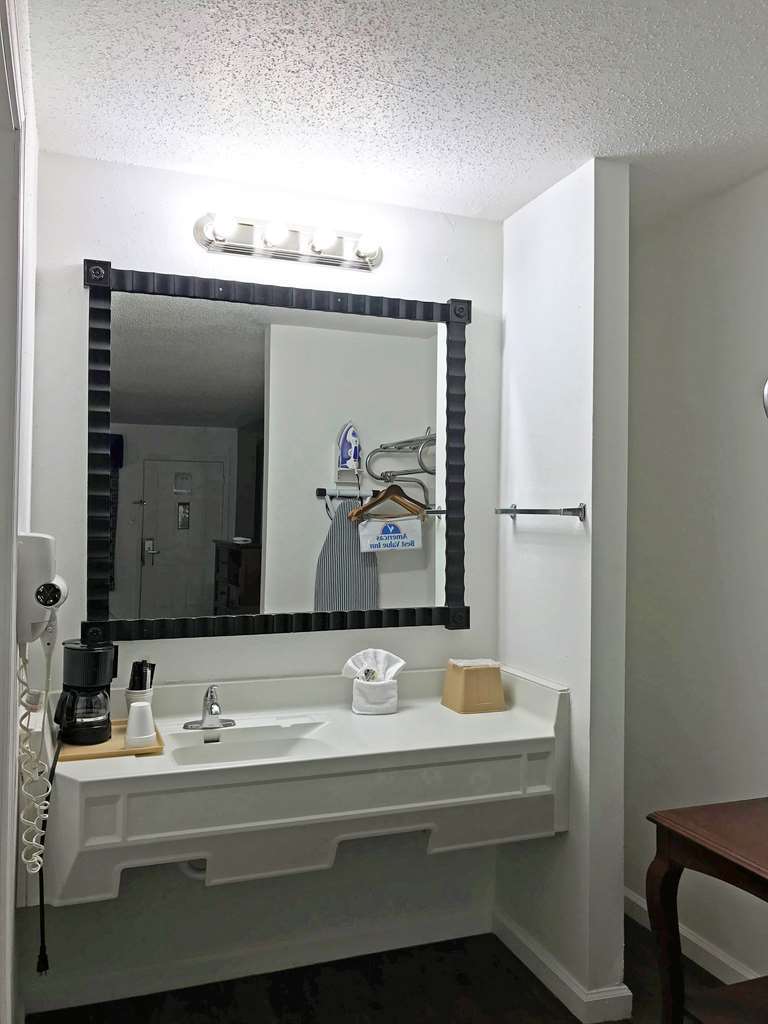 Americas Best Value Inn & Suites Russellville Cameră foto